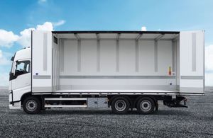 Baumaschinentransporter-Sattelauflieger