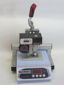 Kompressionsprüfmaschine
