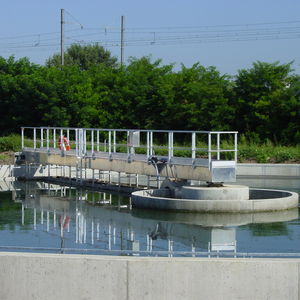 rundes Klärbecken