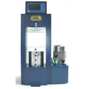 Kompressionsprüfmaschine 1