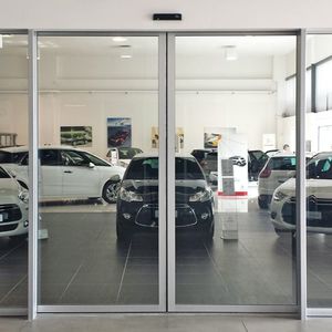 Aluminiumprofil / Schiebetür