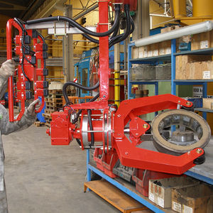 pneumatischer Manipulator / mit Greifsystem / für mechanische Bauteile / für Fahzeugkabinen