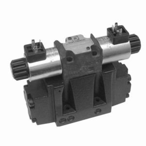 Hydraulik-Wegeventil / Schieber