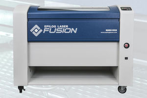 CO2-Laser-Schneidemaschine