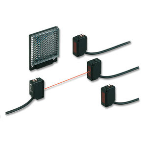 Optoelektronischer Sensor / mit Hintergrundausblendung