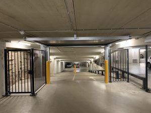Interaktives Terminal / Industrie 1