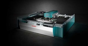 automatisches Stanzzentrum 1