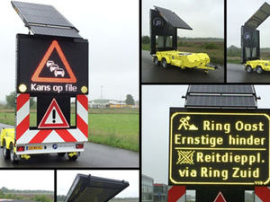 tragbarer Wechselverkehrszeichen