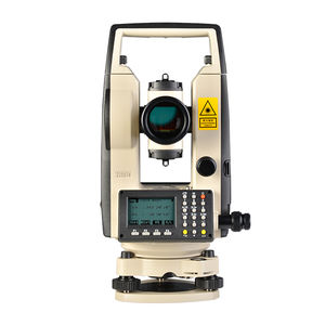 Totalstation mit Reflektor