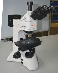 Mikroskop für Analyse 1
