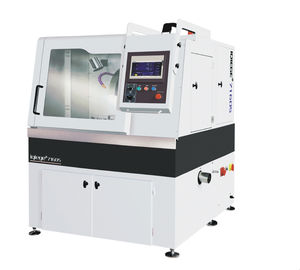 Laser-Schneidemaschine