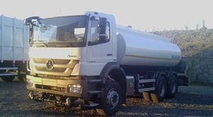 Wassertankwagen
