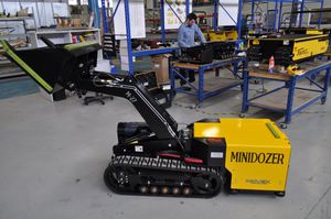 Bulldozer auf Raupen