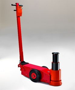 Hebebock auf Rollen 1