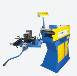 Ausklinkmaschine mit variablem Winkel