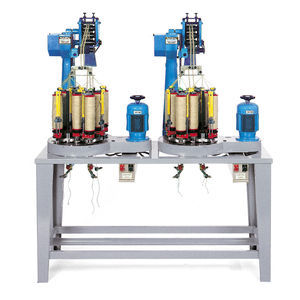Flechtmaschine für Soutacheband