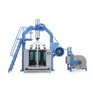 Strick-Flechtmaschine