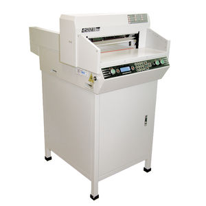 Guillotine-Schneidemaschine 1