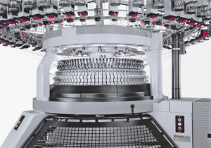 zirkuläre Strickmaschine 1