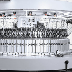 zirkuläre Strickmaschine