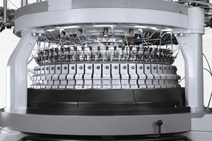 zirkuläre Strickmaschine 1