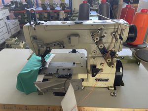 Nähmaschine für Hemdkragen
