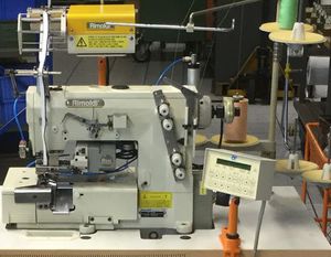 Flachbett-Nähmaschine