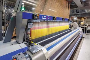 Teppichwebmaschine 1
