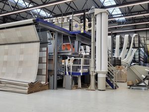 Teppichwebmaschine 1