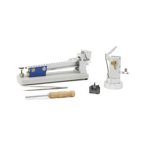 Zugfestigkeitsprüfmaschine 1