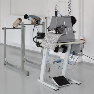 Kettenstichnähmaschine