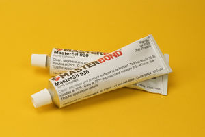 Fluorsilikon-Klebstoff 1