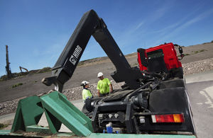 Abrollkipper mit LKW Haken 1