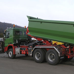 Abrollkipper mit LKW Haken 1