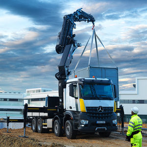 LKW-montierter Kran 1