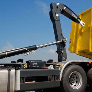 Abrollkipper mit LKW Haken 1
