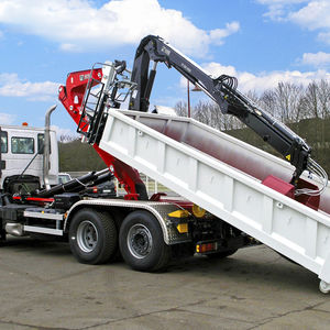 Abrollkipper mit LKW Haken 1