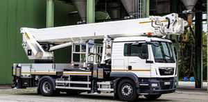 LKW-montierte Teleskoparbeitsbühne 1