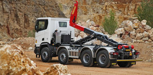 Abrollkipper mit LKW Haken 1