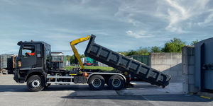 Abrollkipper mit LKW Haken 1