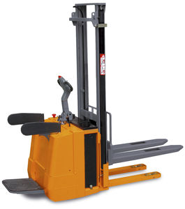 elektrischer Stapler 1