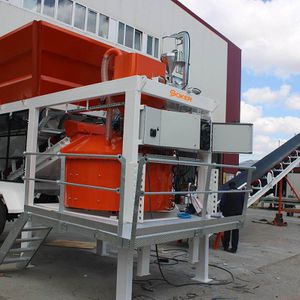 festinstallierte Betonmischanlage