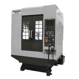 vertikales CNC-Bearbeitungszentrum 1