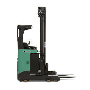 elektrischer Schubmaststapler