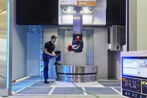 CNC-Drehmaschine 1