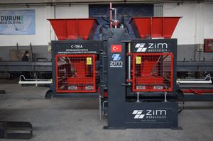 Block Maschine / Beton 1