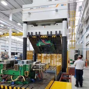 oleodynamische Presse 1