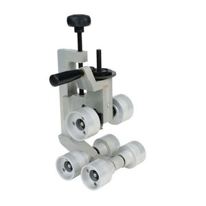 Abläng- und Abisoliermaschine / für Elektrokabel 1