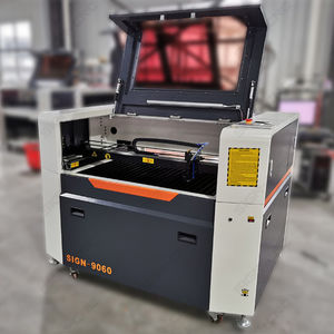 CO2-Laser-Schneidemaschine