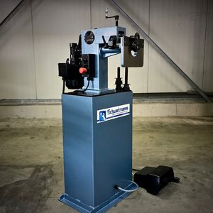 motorisierte Bördelmaschine
